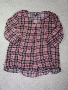 Bobeau Size M Pink Black Plaid V-Neck Long Sleeve Blouse
